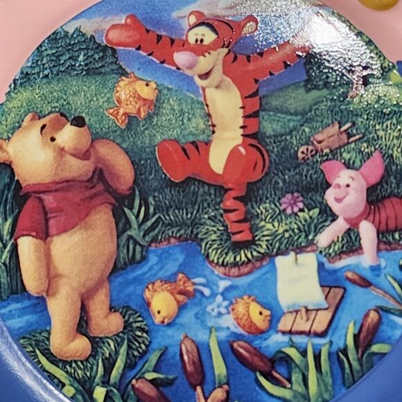 FISHIN' FOR FUN & A POOHISH SORT OF PICNIC Ornaments Poohs Honeypot Advent 68542 - Picture 4 of 9